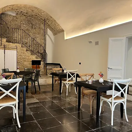 Neropece Guest house
